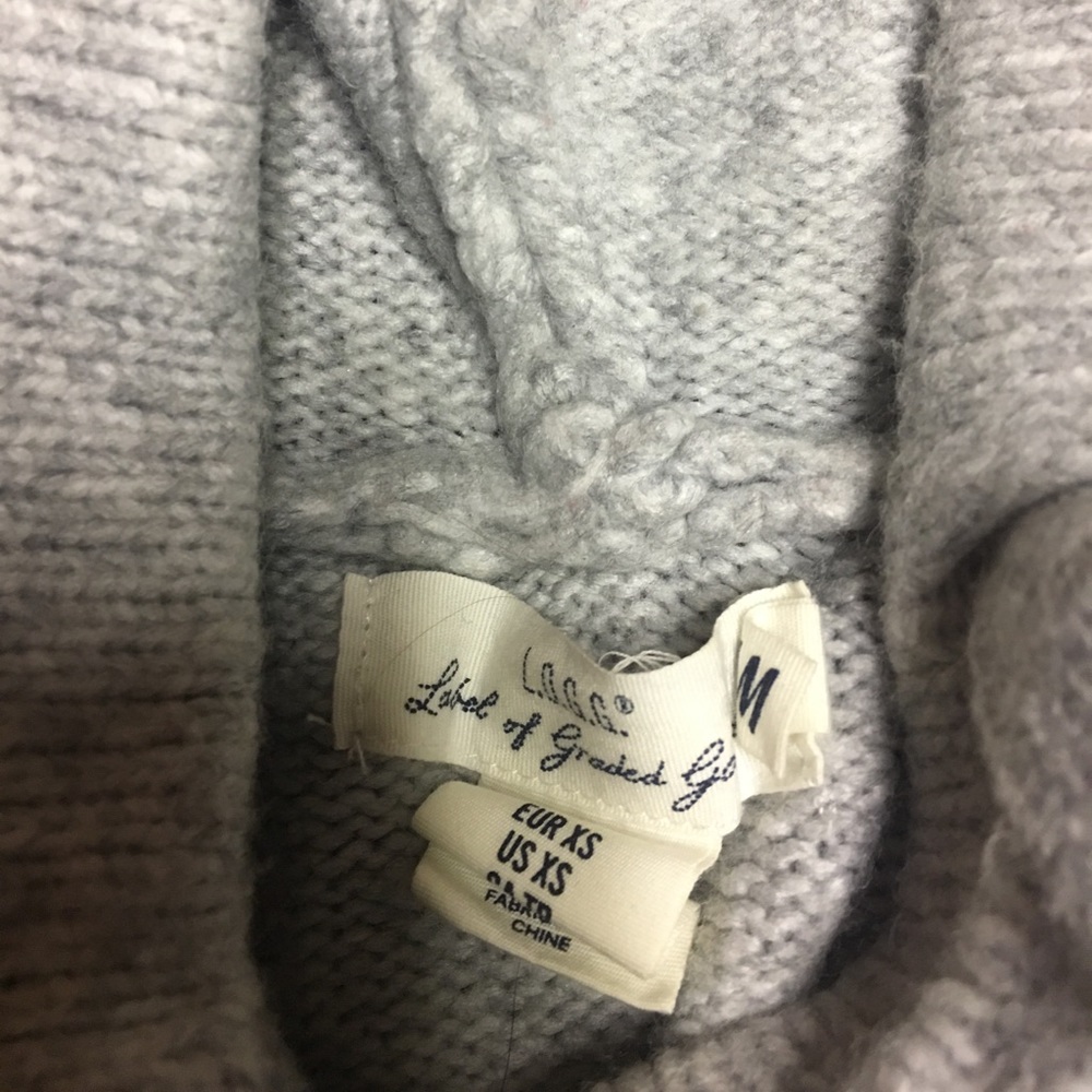 Sweater - Picture 2 of 2